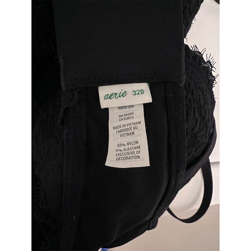 Aerie Women's Black Push Up Plunge Bra 32D Eyelash Lace Wireless
